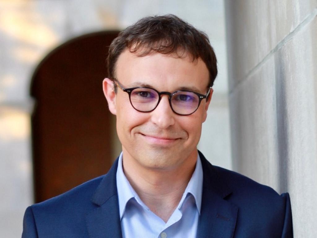 former-rhodes-scholar-michael-lamb-04-to-present-constitution-day